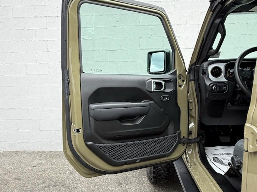 2025 Jeep Gladiator GLADIATOR SPORT 4X4