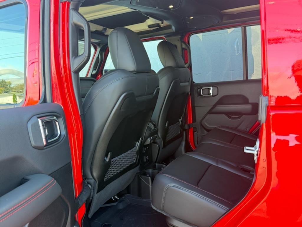 2025 Jeep Gladiator GLADIATOR RUBICON X 4X4