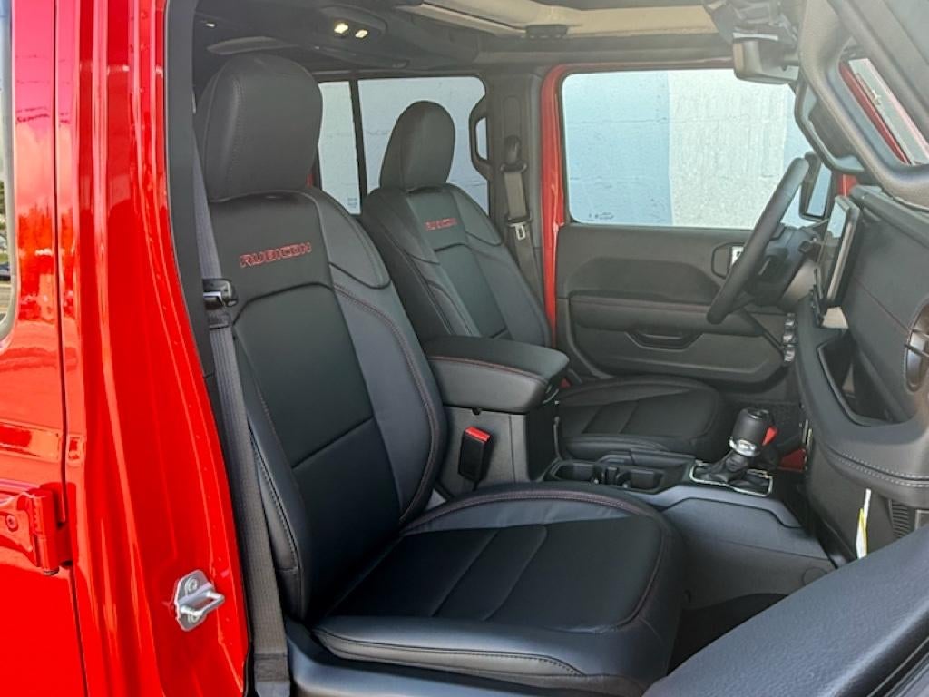 2025 Jeep Gladiator GLADIATOR RUBICON X 4X4