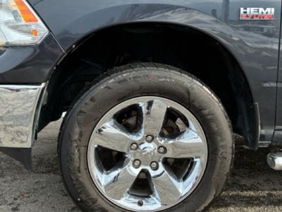 2017 RAM 1500 Big Horn Crew Cab 4x4 5'7' Box