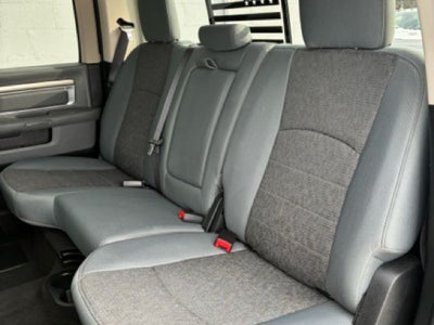 2017 RAM 1500 Big Horn Crew Cab 4x4 5'7' Box