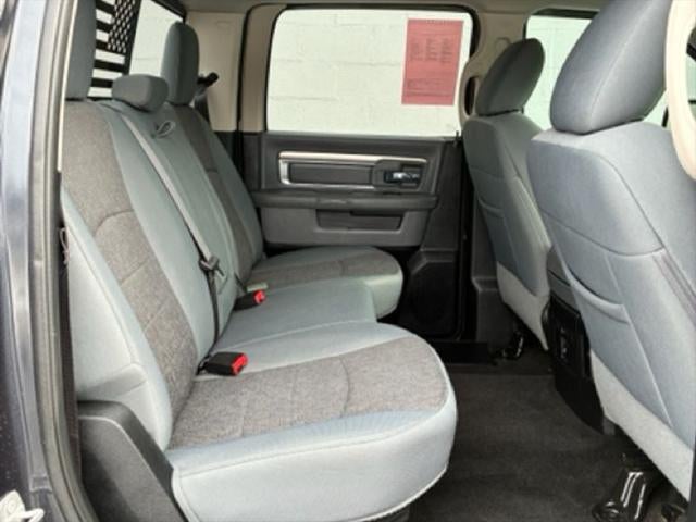 2017 RAM 1500 Big Horn Crew Cab 4x4 5'7' Box