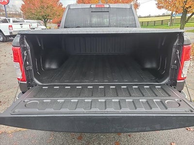 2022 RAM 1500 Big Horn Crew Cab 4x4 5'7' Box