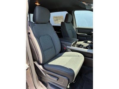 2026 RAM Ram 1500 EXPRESS CREW CAB 4X4 5'7' BOX