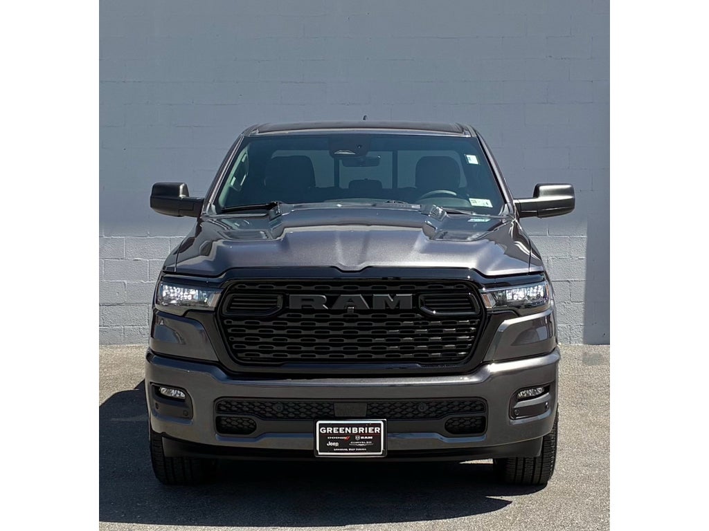 2026 RAM Ram 1500 EXPRESS CREW CAB 4X4 5'7' BOX