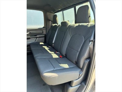 2026 RAM Ram 1500 EXPRESS CREW CAB 4X4 5'7' BOX