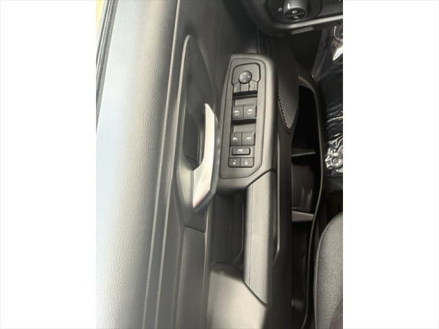 2026 RAM Ram 1500 EXPRESS CREW CAB 4X4 5'7' BOX