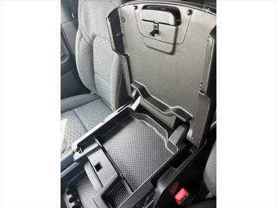 2026 RAM Ram 1500 EXPRESS CREW CAB 4X4 5'7' BOX