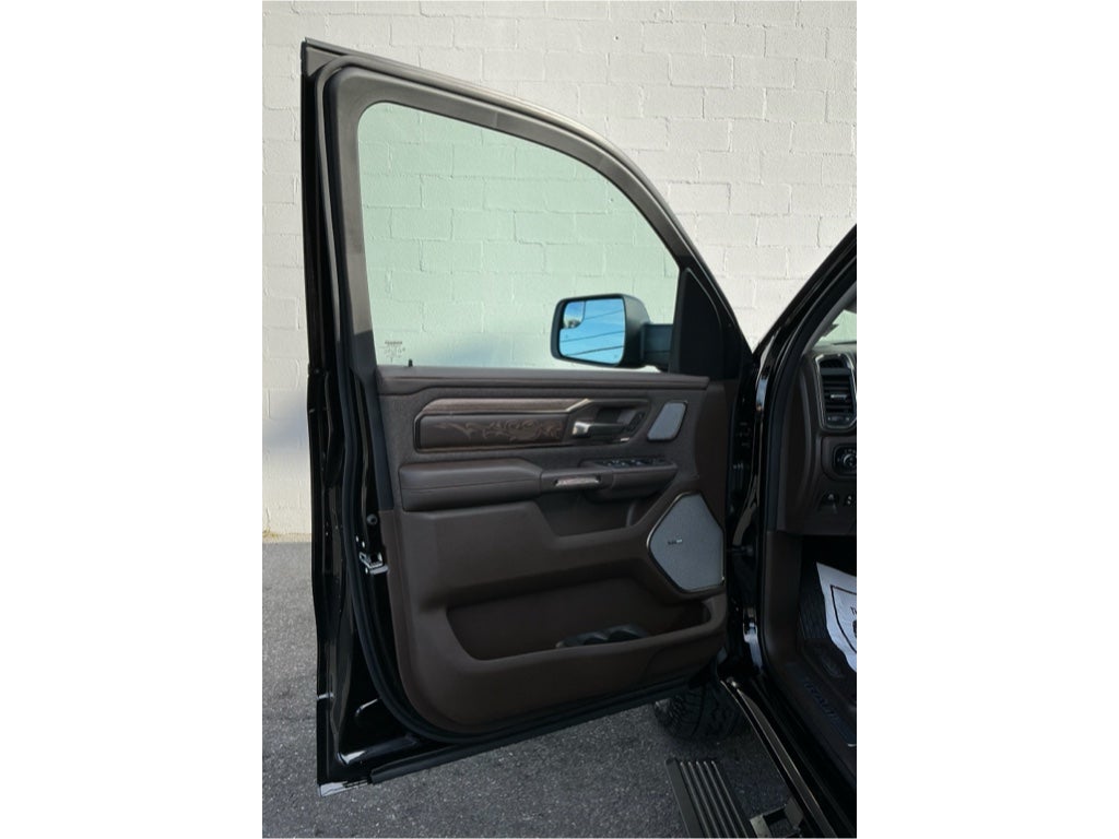 2026 RAM Ram 1500 RAM 1500 LIMITED LONGHORN CREW CAB 4X4 5'7' BOX