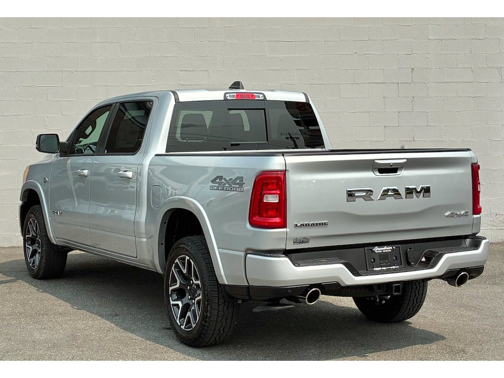 2026 RAM Ram 1500 RAM LARAMIE CREW CAB 4X4 5'7' BOX