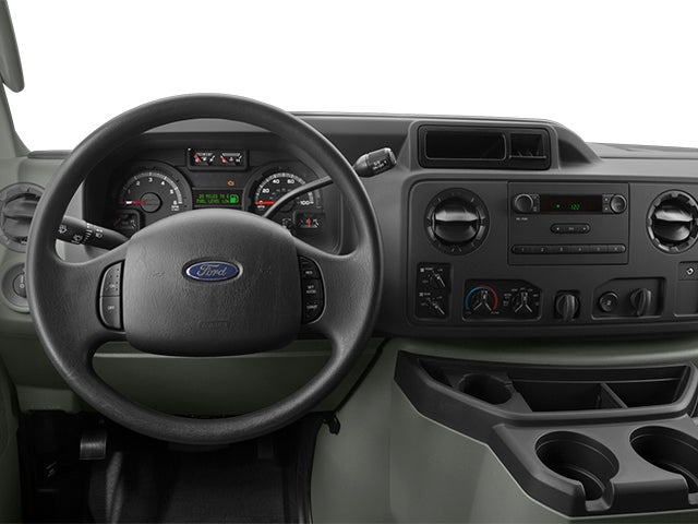 2013 Ford E-350 Super Duty XLT