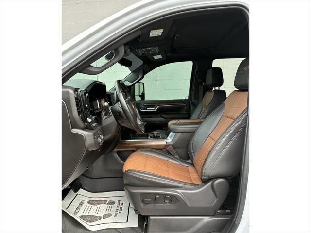 2025 Chevrolet Silverado 3500HD 4WD Crew Cab Long Bed High Country