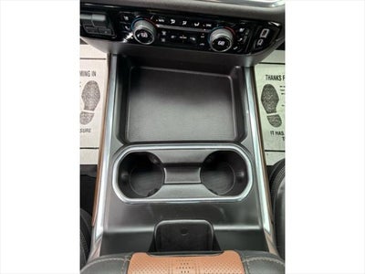2025 Chevrolet Silverado 3500HD 4WD Crew Cab Long Bed High Country