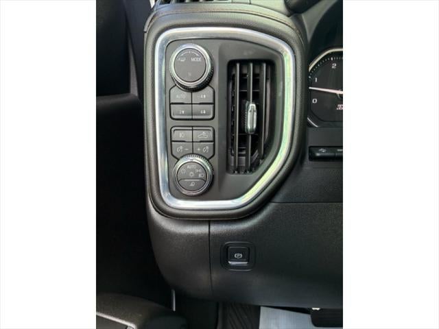 2022 GMC Sierra 2500HD 4WD Crew Cab Standard Bed AT4