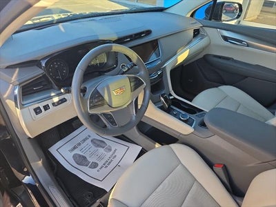 2022 Cadillac XT5 FWD Premium Luxury