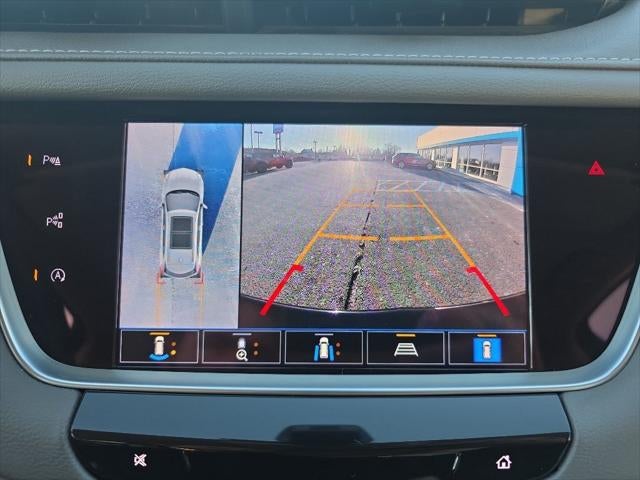 2022 Cadillac XT5 FWD Premium Luxury