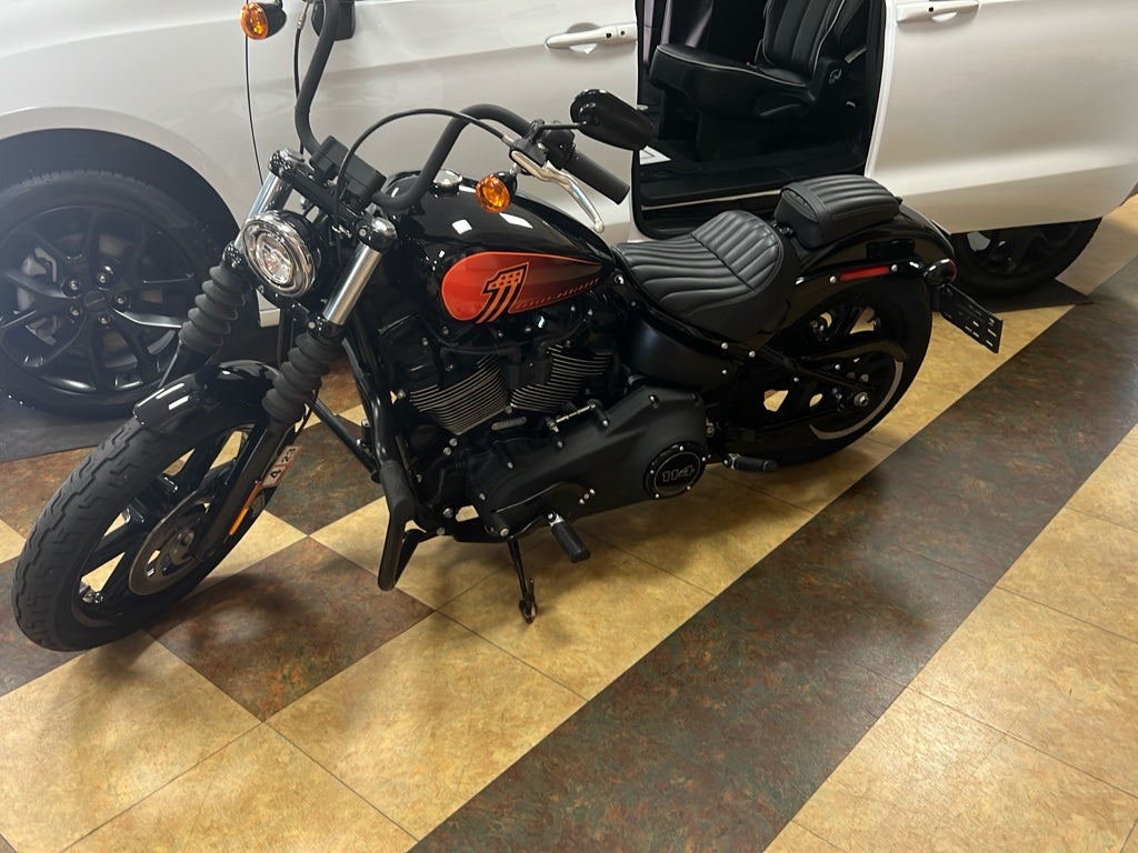 2022 Harley-Davidson Street Bob 114 Base