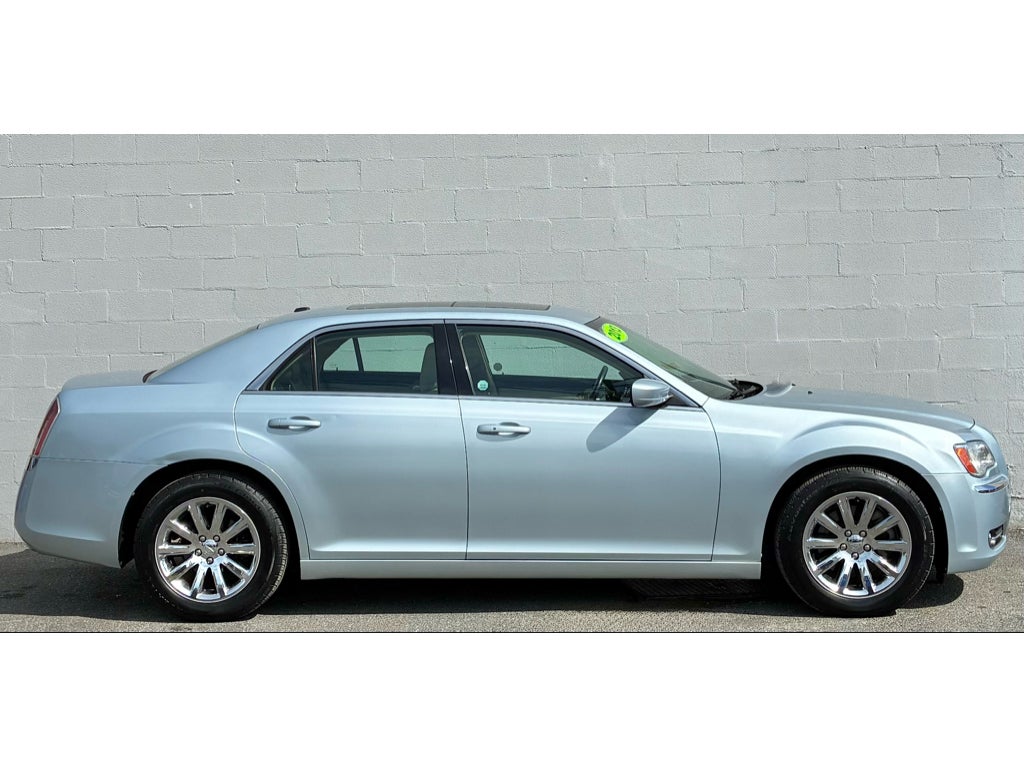 2013 Chrysler 300 Base