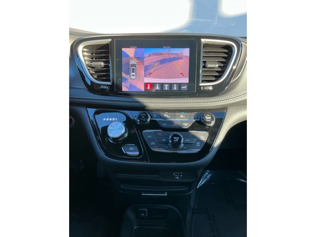 2026 Chrysler Pacifica PACIFICA SELECT AWD