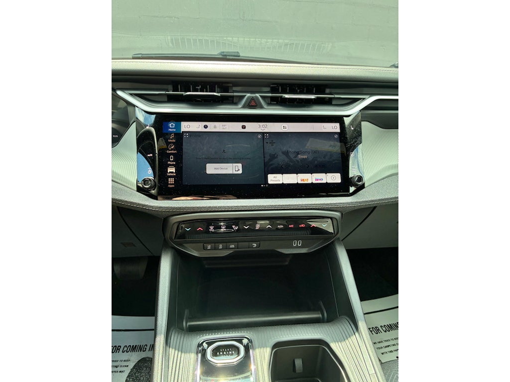 2026 Jeep Cherokee LAREDO 4X4