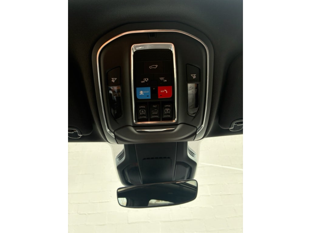 2026 Jeep Cherokee CHEROKEE OVERLAND 4X4