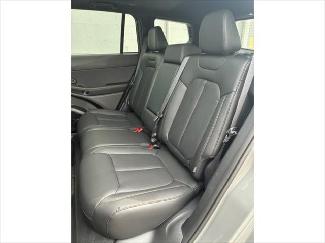 2026 Jeep Cherokee OVERLAND 4X4