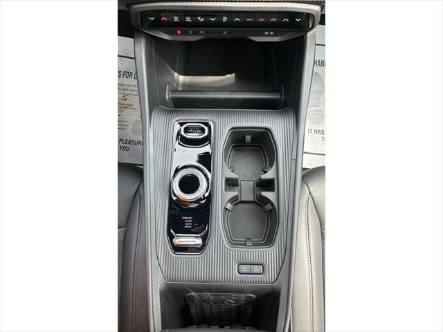 2026 Jeep Cherokee OVERLAND 4X4