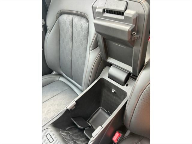 2026 Jeep Cherokee OVERLAND 4X4