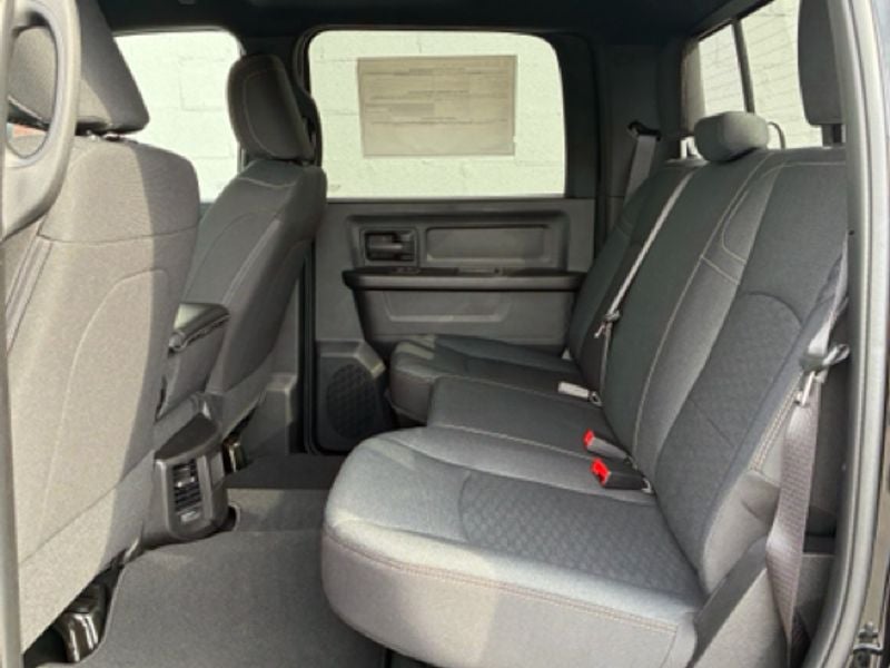 2026 RAM Ram 3500 RAM 3500 TRADESMAN CREW CAB 4X4 6'4' BOX