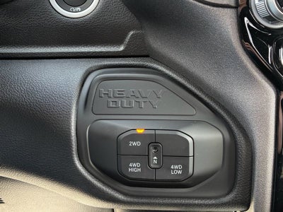 2026 RAM Ram 3500 RAM 3500 TRADESMAN CREW CAB 4X4 6'4' BOX