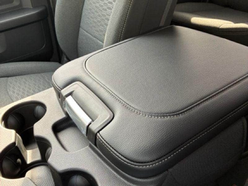 2026 RAM Ram 3500 RAM 3500 TRADESMAN CREW CAB 4X4 6'4' BOX