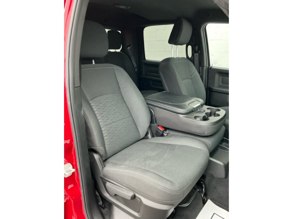 2026 RAM Ram 3500 RAM 3500 TRADESMAN CREW CAB 4X4 6'4' BOX