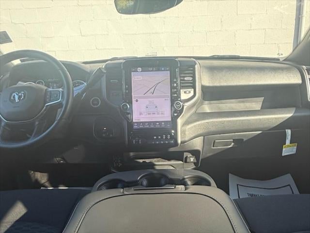 2026 RAM Ram 3500 RAM 3500 TRADESMAN CREW CAB 4X4 6'4' BOX