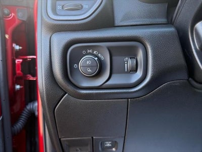 2026 RAM Ram 3500 RAM 3500 TRADESMAN CREW CAB 4X4 6'4' BOX