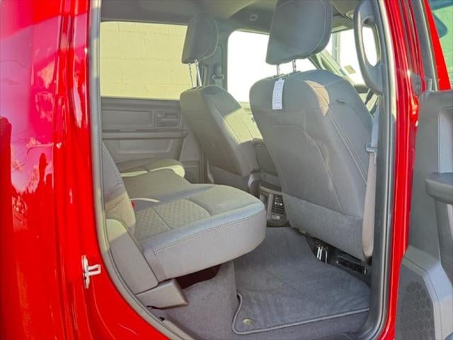 2026 RAM Ram 3500 RAM 3500 TRADESMAN CREW CAB 4X4 6'4' BOX