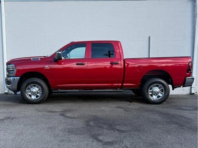 2026 RAM Ram 3500 RAM 3500 TRADESMAN CREW CAB 4X4 6'4' BOX