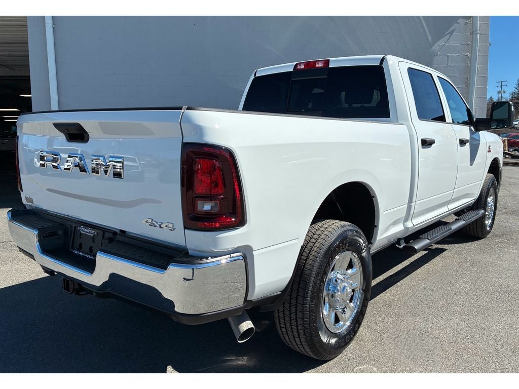 2026 RAM Ram 3500 RAM 3500 TRADESMAN CREW CAB 4X4 6'4' BOX