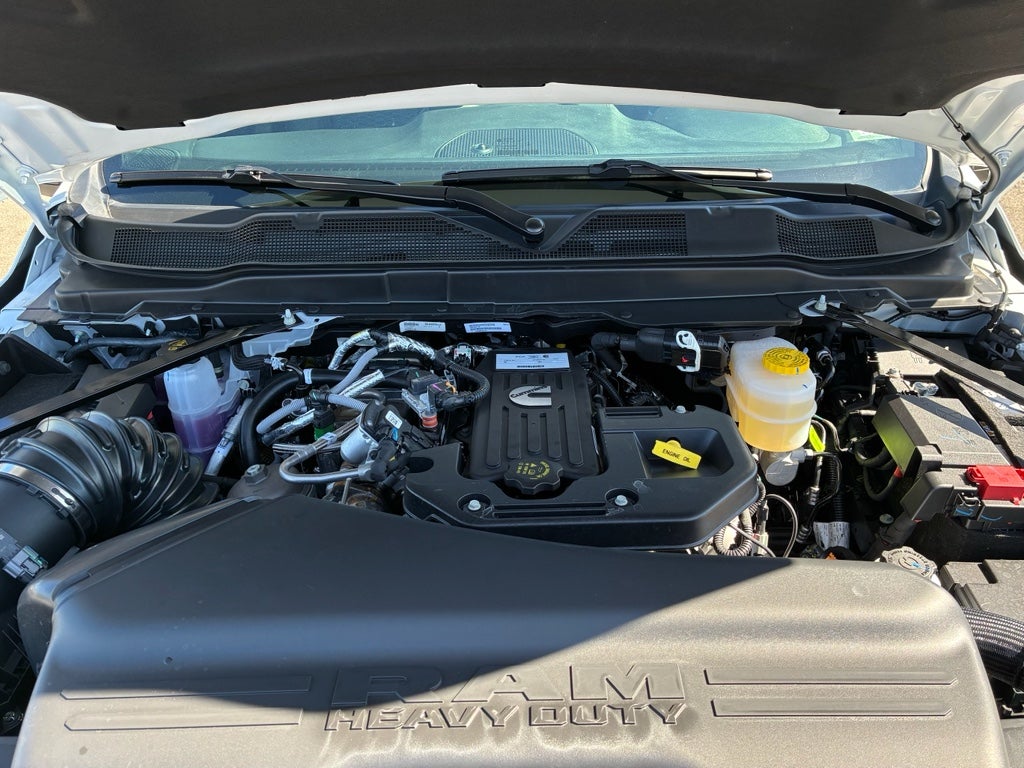 2026 RAM Ram 3500 RAM 3500 TRADESMAN CREW CAB 4X4 6'4' BOX