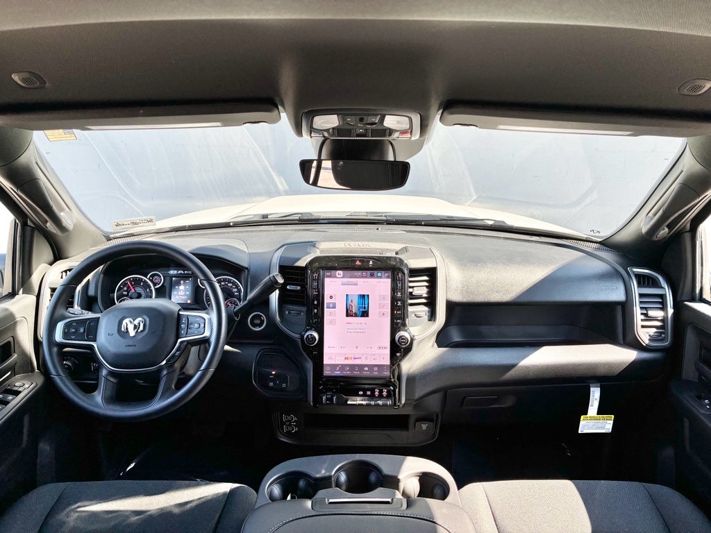 2026 RAM Ram 3500 RAM 3500 TRADESMAN CREW CAB 4X4 6'4' BOX