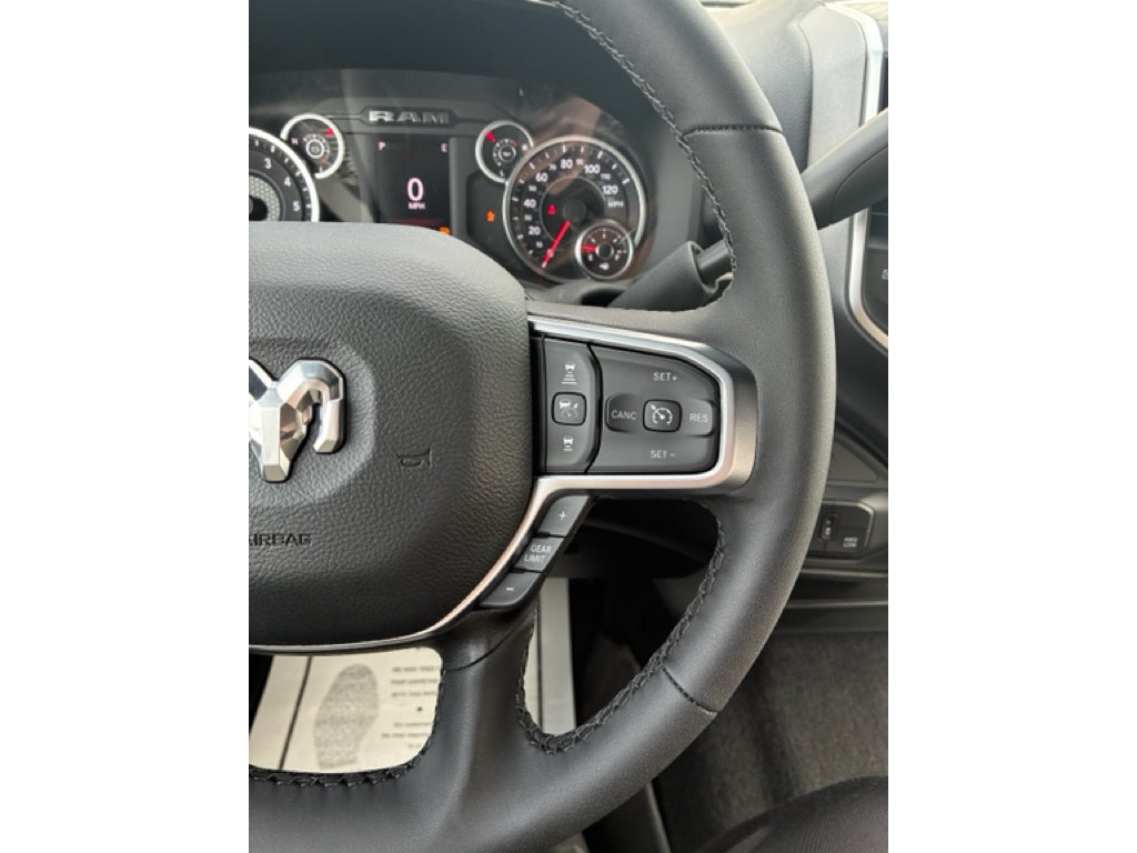 2026 RAM Ram 3500 RAM 3500 BIG HORN CREW CAB 4X4 6'4' BOX