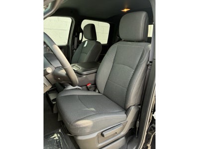 2026 RAM Ram 2500 RAM 2500 BLACK EXPRESS CREW CAB 4X4 6'4' BOX