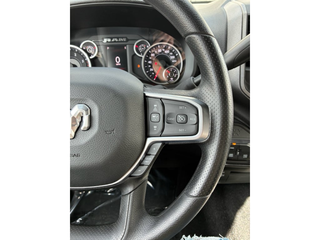 2026 RAM Ram 2500 RAM 2500 BLACK EXPRESS CREW CAB 4X4 6'4' BOX