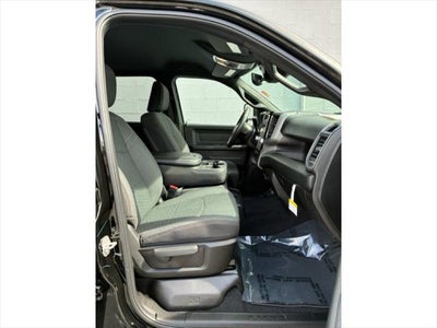 2026 RAM Ram 2500 RAM 2500 BLACK EXPRESS CREW CAB 4X4 6'4' BOX