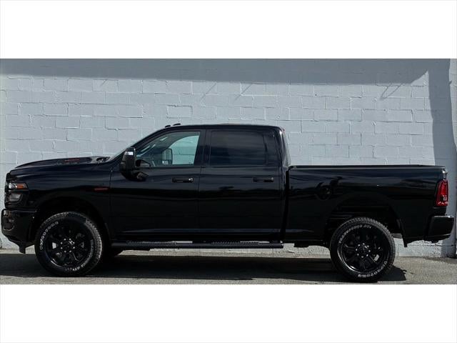 2026 RAM Ram 2500 RAM 2500 BLACK EXPRESS CREW CAB 4X4 6'4' BOX