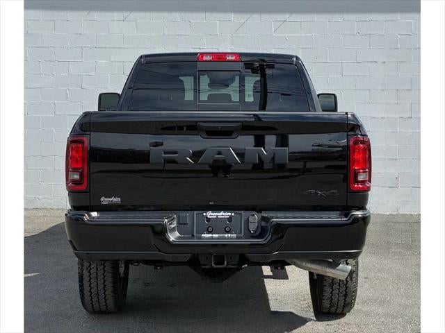 2026 RAM Ram 2500 RAM 2500 BLACK EXPRESS CREW CAB 4X4 6'4' BOX