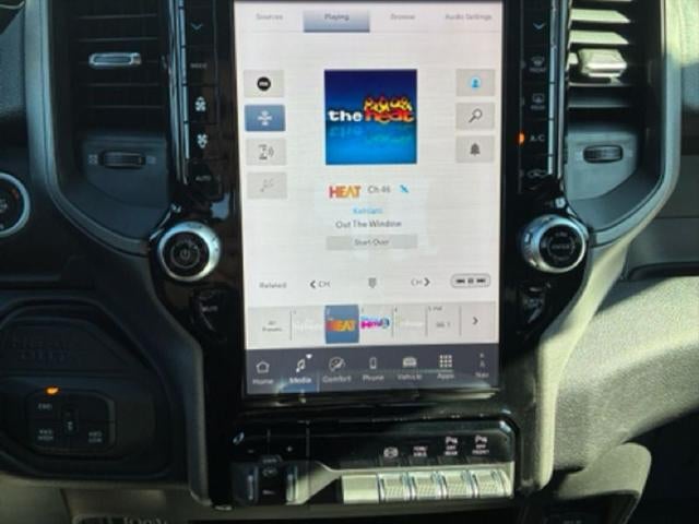 2026 RAM Ram 2500 RAM 2500 BLACK EXPRESS CREW CAB 4X4 6'4' BOX