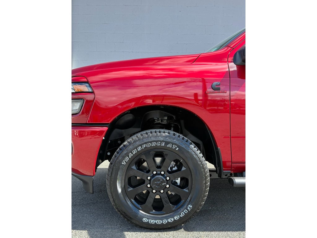 2026 RAM Ram 2500 RAM 2500 BLACK EXPRESS CREW CAB 4X4 6'4' BOX