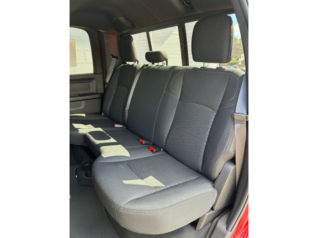 2026 RAM Ram 2500 RAM 2500 BLACK EXPRESS CREW CAB 4X4 6'4' BOX