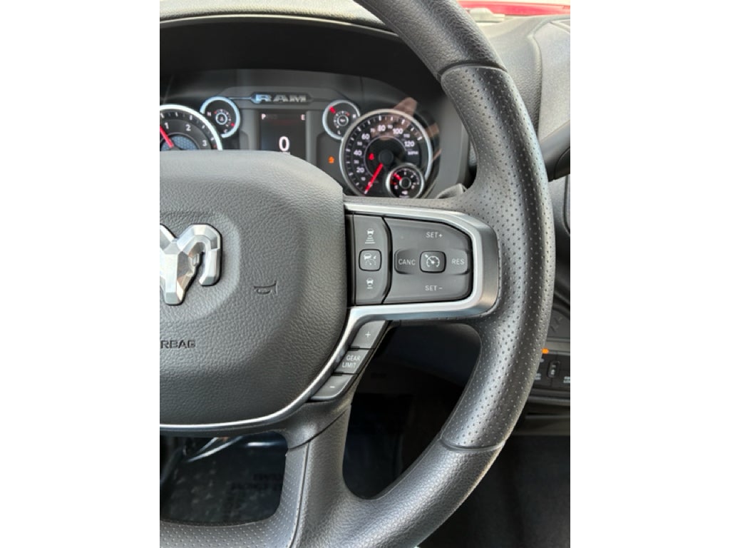 2026 RAM Ram 2500 RAM 2500 BLACK EXPRESS CREW CAB 4X4 6'4' BOX