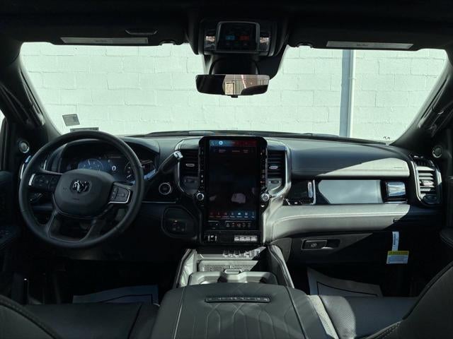 2026 RAM Ram 3500 RAM 3500 LIMITED CREW CAB 4X4 8' BOX